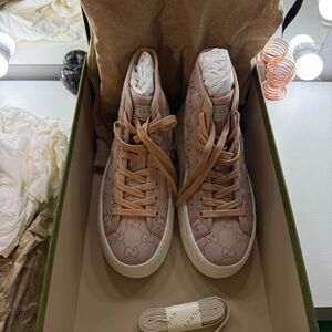 Gucci Tennis 1977 High Top Sneakers Pink GG Monogram Women’s 8.5